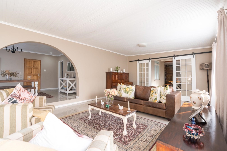 3 Bedroom Property for Sale in Bothasig Western Cape